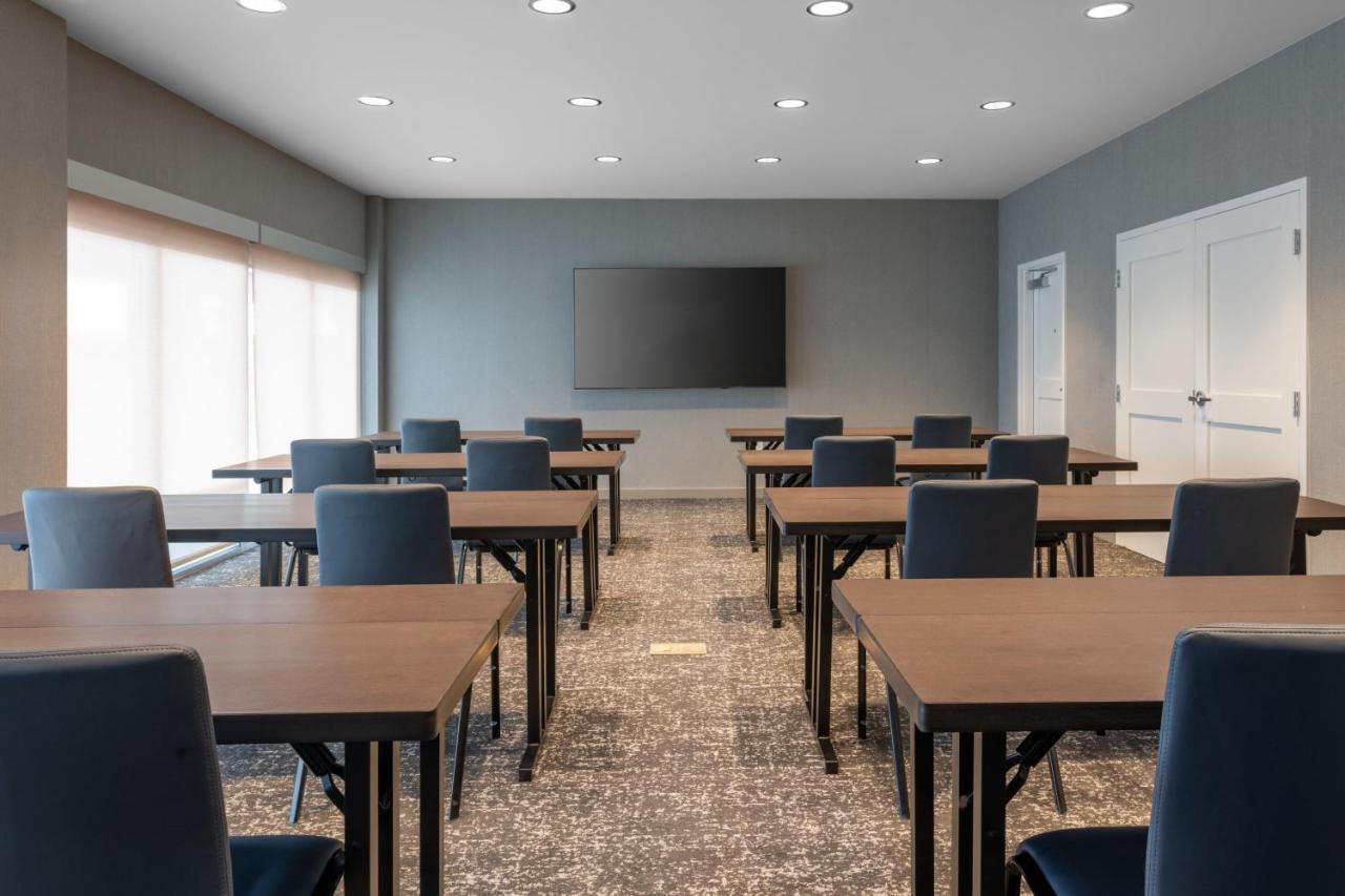 Towneplace Suites By Marriott Ocala Дънелон Екстериор снимка