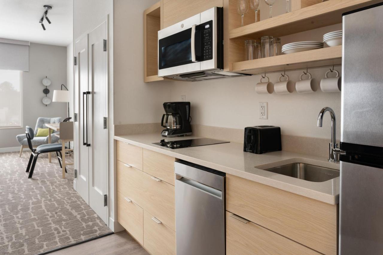 Towneplace Suites By Marriott Ocala Дънелон Екстериор снимка